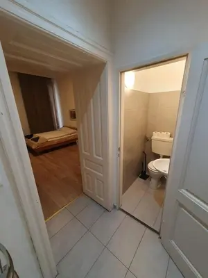Grundriss der Unterkunft Comfortable 2BR Apartment with Netflix near Karlsplatz