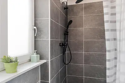 Grundriss der Unterkunft Spacious private rooms in 2BR shared Apartment - Perfect for Longstays