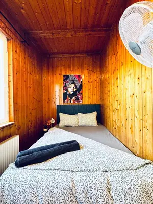 Grundriss der Unterkunft Simple 3 Bedroom Apartment with Outdoor Space Sleeps up to 8