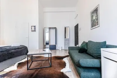 Ein Sitzbereich in der Unterkunft Sweet 3 Rooms Complex, Shopping Paradise Mariahilfer