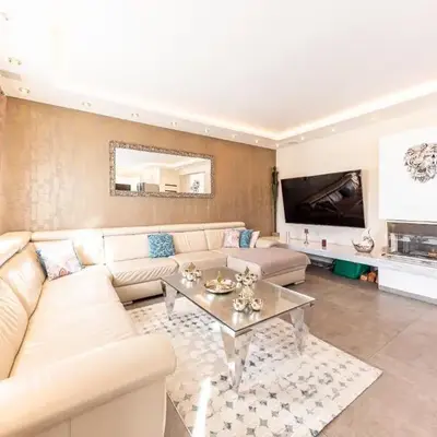 Family & Luxury by JR City Apartments