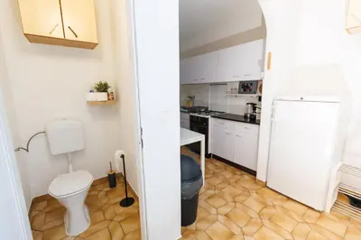 Küche/Küchenzeile in der Unterkunft Vienna-Style Cozy Apartments