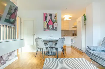Küche/Küchenzeile in der Unterkunft Stylish 1BR & 1Living Room Apartment in Vienna