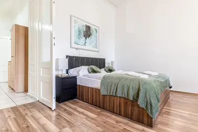 Grundriss der Unterkunft Cozy private rooms in shared Apartment, very Central with Easy City Access