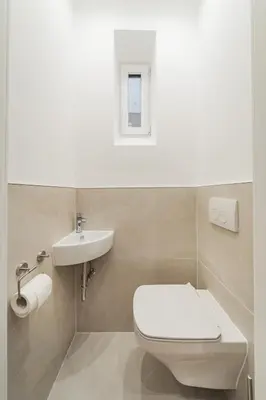 Ein Badezimmer in der Unterkunft Apartment with Stylish Décor & Welcoming Flair
