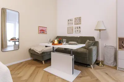 Ein Sitzbereich in der Unterkunft Renovated Central Apartment with Terrace