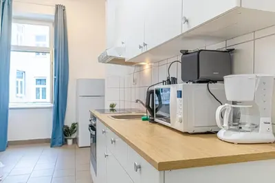 Küche/Küchenzeile in der Unterkunft Sweet 2BR Apartment Perfect for Long Stays