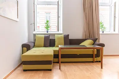 Ein Sitzbereich in der Unterkunft 3BR Apartment with Nice Location in Vienna For Long Stays
