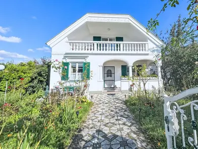 Ein Garten an der Unterkunft Holiday Home Großmutters Ferienhaus by Interhome