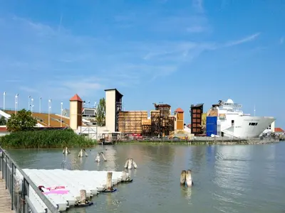 Blick auf einen Fluss in der Nähe des Ferienhauses