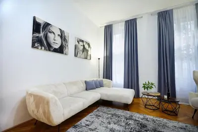 Ein Sitzbereich in der Unterkunft Barbara Apartment