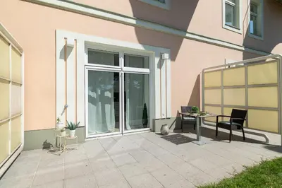 Grundriss der Unterkunft Modernes Airport-Apartment Bellavista mit Garten
