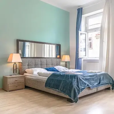 Cozy 2-Bedroom Apartment Sleeps 6