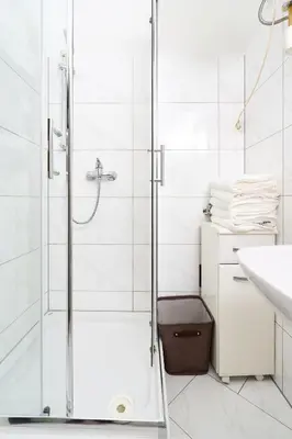 Ein Badezimmer in der Unterkunft Pristine 2BD Apartment in Central Vienna Walking Distance to 1 District