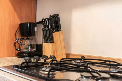 Küche/Küchenzeile in der Unterkunft Cozy 1BR Apartment near U6 Schöpfwerk