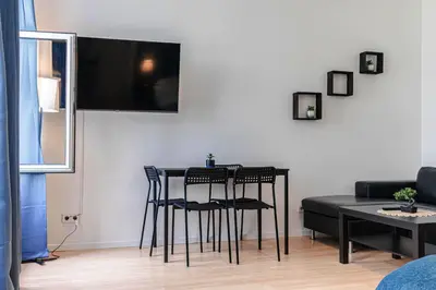 TV/Unterhaltungsangebot in der Unterkunft Stylish 1-Bedroom Retreat - Meidling City Center