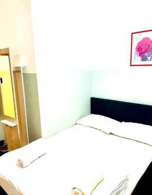 Ein Bett oder Betten in einem Zimmer der Unterkunft Privat Room near City Center Wien