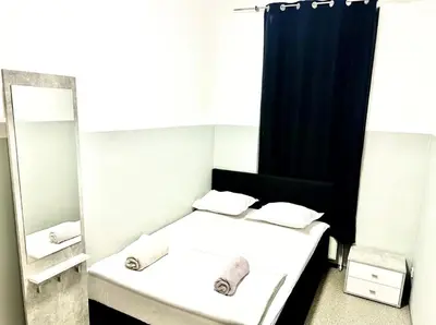 Ein Bett oder Betten in einem Zimmer der Unterkunft Privat Room near City Center Wien