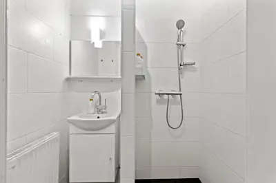 Ein Badezimmer in der Unterkunft Modern Living by Millennium City & U6 Handelskai