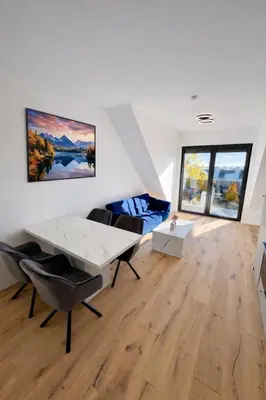 Ein Sitzbereich in der Unterkunft Exklusiv 2BR Penthouse Dß! Big Terrace&Garage!