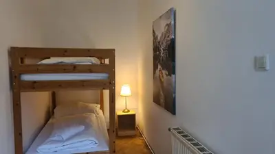 Ein Bett oder Betten in einem Zimmer der Unterkunft Stylish Multi Apt Perfect for Group Stays