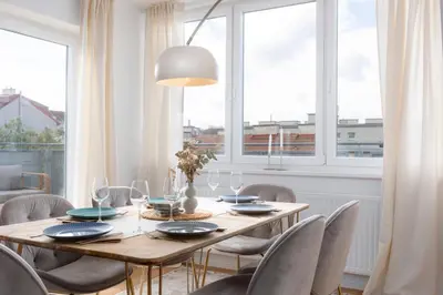 Ein Sitzbereich in der Unterkunft ROOF No 51 - Superior Sky Suite with Terrace and AC