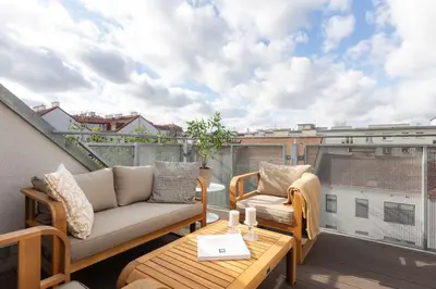 Ein Balkon oder eine Terrasse in der Unterkunft ROOF No 51 - Superior Sky Suite with Terrace and AC