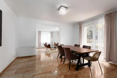 Ein Sitzbereich in der Unterkunft Villa Hietzing