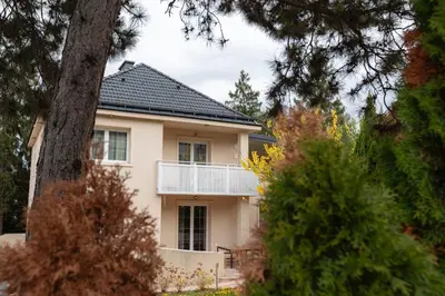 Das Gebäude in dem sich die Ferienwohnung befindet