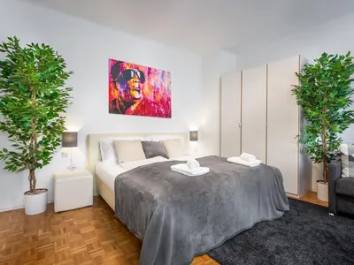 Ein Bett oder Betten in einem Zimmer der Unterkunft Superior Studio at St Stephen's Cathedral City Center
