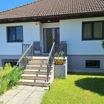 House with garden close to Vienna & Airport