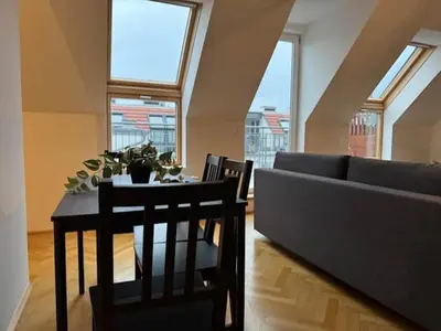 Ein Sitzbereich in der Unterkunft 50qm, balcony, near center, Schönbrunn, attic