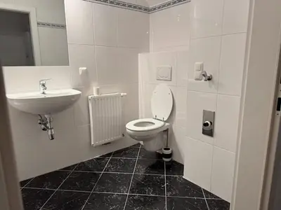 Ein Badezimmer in der Unterkunft 50qm, balcony, near center, Schönbrunn, attic