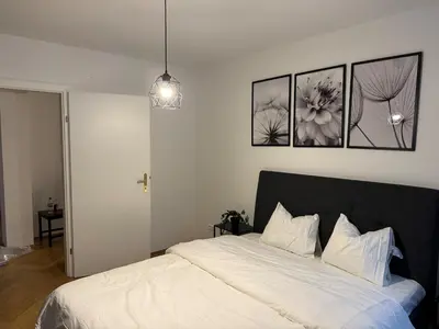 Ein Bett oder Betten in einem Zimmer der Unterkunft 105qm, balcony, near center, Schönbrunn, attic