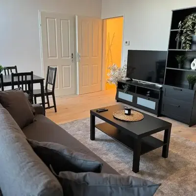 2BR