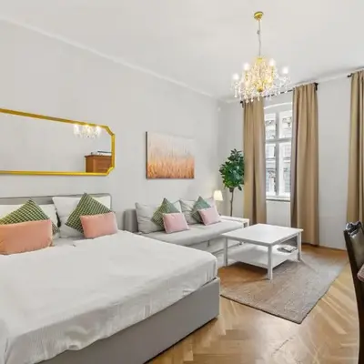 Designer Flat I 5 Minutes to Metro I Fast Wifi