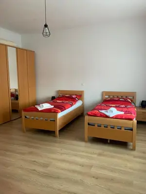 Ein Bett oder Betten in einem Zimmer der Unterkunft Cozy house with garden and bbq near Vienna