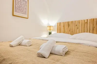 Ein Bett oder Betten in einem Zimmer der Unterkunft Air Con I free parking I floor heating