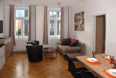 Ein Sitzbereich in der Unterkunft The Barts Apartments - Self Check-in