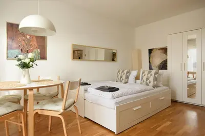 Ein Bett oder Betten in einem Zimmer der Unterkunft Family-Friendly Apartment in Central in MariaHilfer
