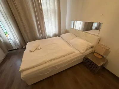 Ein Bett oder Betten in einem Zimmer der Unterkunft Quiet centrally located apartment in Vienna