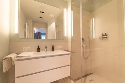 Ein Badezimmer in der Unterkunft josefs home l Premium Apartment for rent