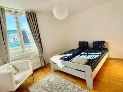 Ein Bett oder Betten in einem Zimmer der Unterkunft Viel Platz in ruhiger Lage mit toller Anbindung