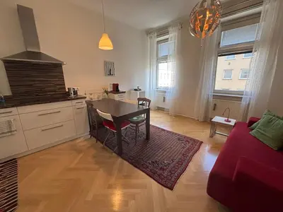 Küche/Küchenzeile in der Unterkunft Viennese charm near the main train station for 2-4 people