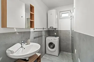 Ein Badezimmer in der Unterkunft NobleNest Cozy - Parkplatz - Terrasse - Küche