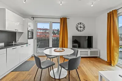 Küche/Küchenzeile in der Unterkunft NobleNest Cozy - Parkplatz - Terrasse - Küche