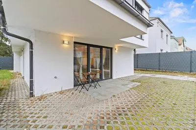 Das Gebäude in dem sich die Ferienwohnung befindet