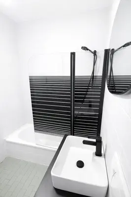 Ein Badezimmer in der Unterkunft Zeus Design Apartments Rosenpark