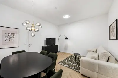 Ein Sitzbereich in der Unterkunft Luxury Westbahnhof Suites Vienna by FLEXIFLATS