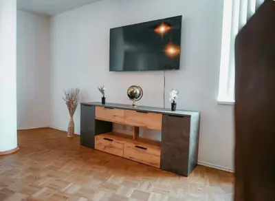 TV/Unterhaltungsangebot in der Unterkunft Stylish 2BR Flat